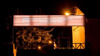 Substituiação de Reclame Luminoso da EDM